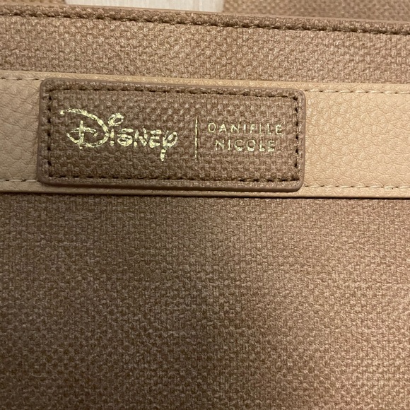 Disney’s Jungle Cruise Tan Shoulder Bag - Picture 9 of 10